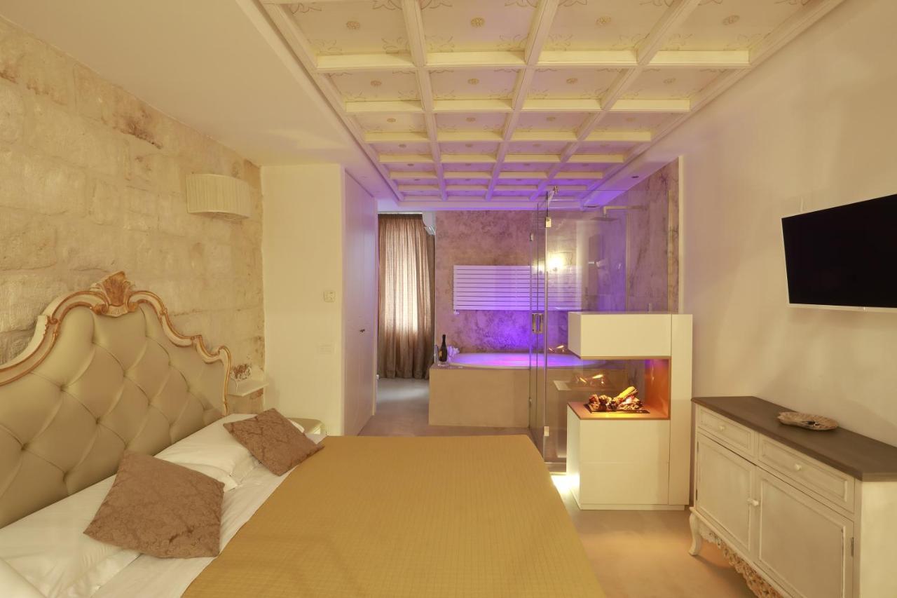 Palazzo Stapane Home Suite 9 - Luxury Living 莫诺波利 外观 照片