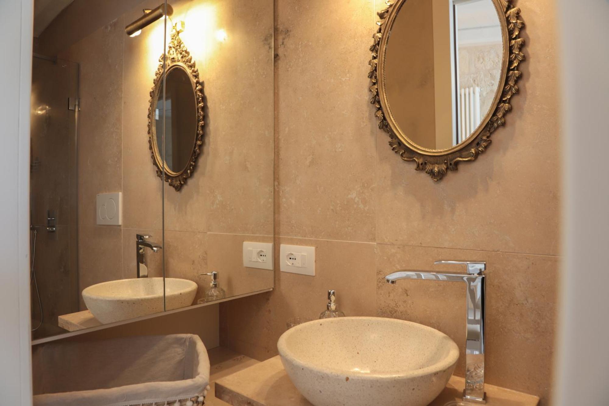 Palazzo Stapane Home Suite 9 - Luxury Living 莫诺波利 外观 照片