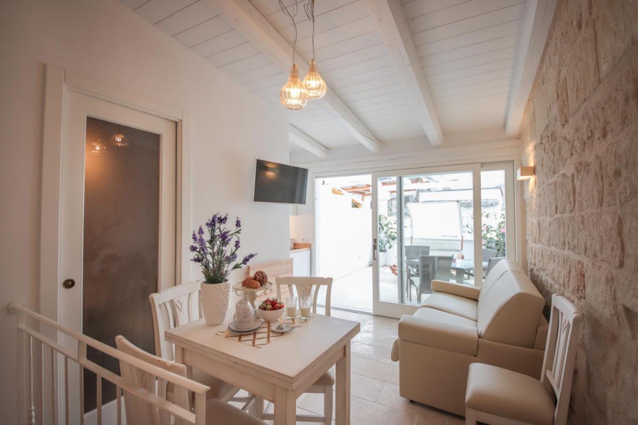 Palazzo Stapane Home Suite 9 - Luxury Living 莫诺波利 外观 照片