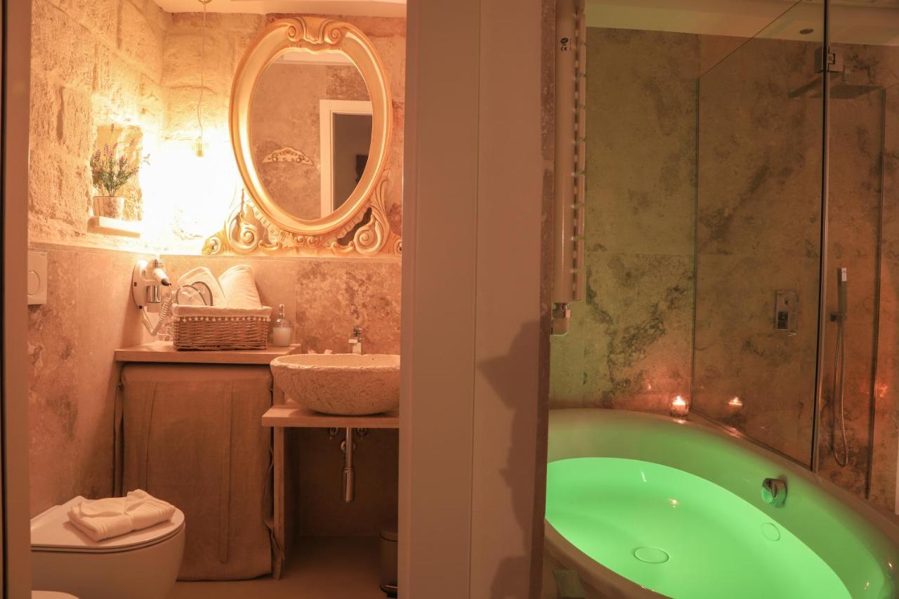 Palazzo Stapane Home Suite 9 - Luxury Living 莫诺波利 外观 照片